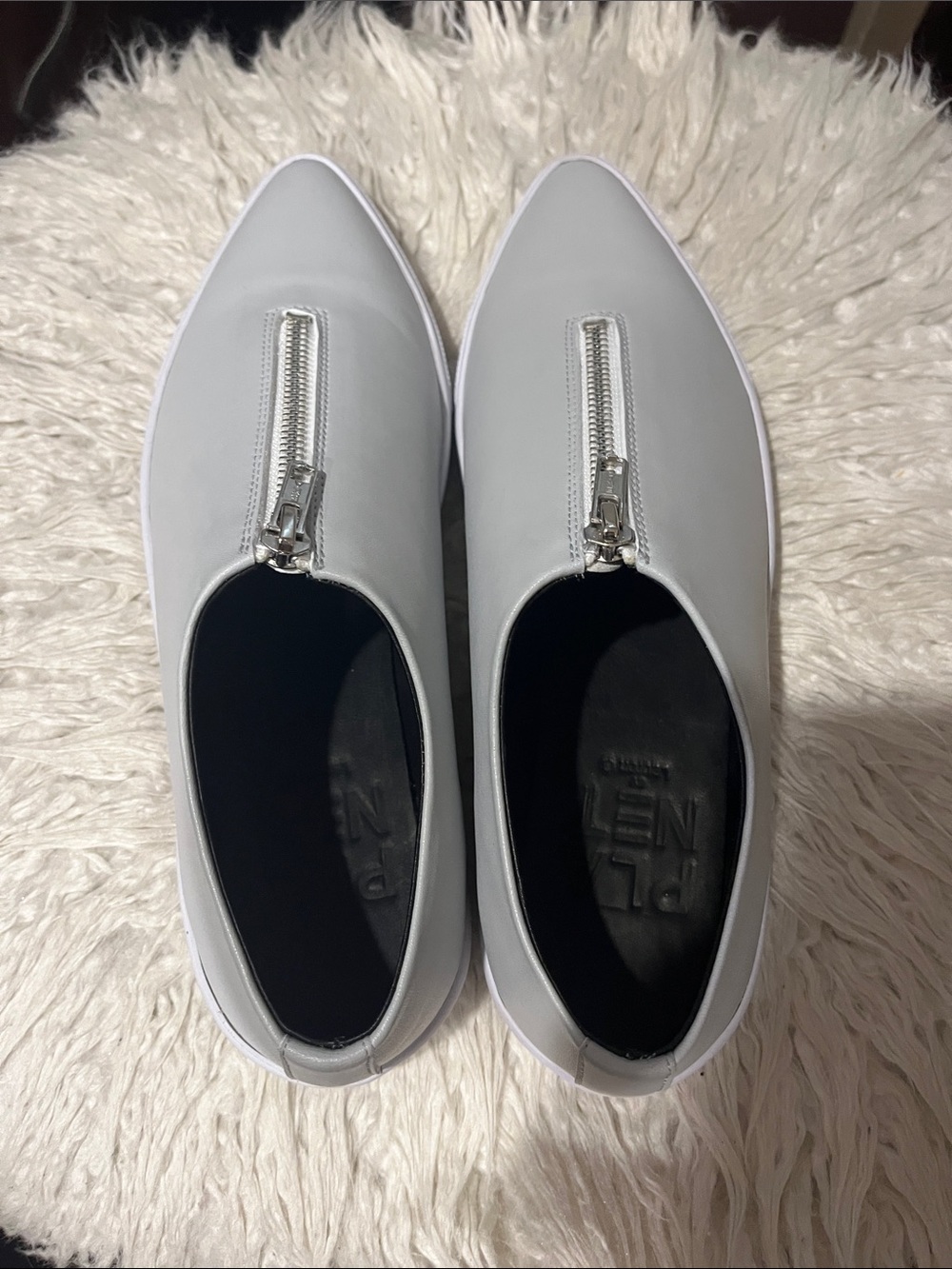 Planet by Lauren G Zip Sneakers Size 39 new